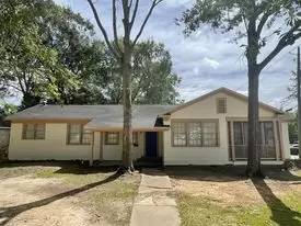 Main picture of 103 N 21st Ave