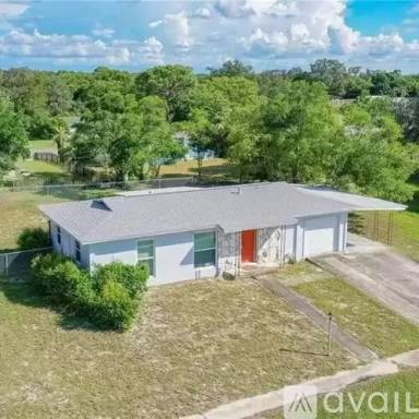 Main picture of 1019 Hollyhock Ln