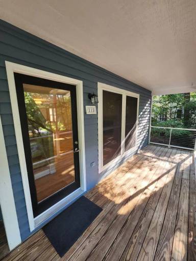 Main picture of 115 Creekview Cir