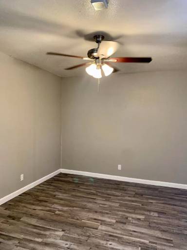 Main picture of Falcon Ridge Apartments