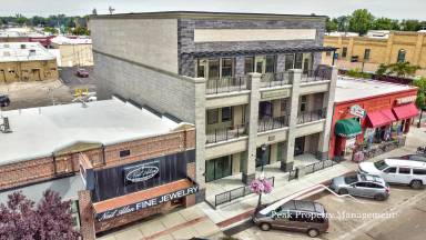 Main picture of 120 12th Ave S