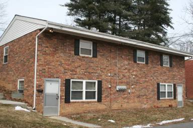 Main picture of 518 Houston St