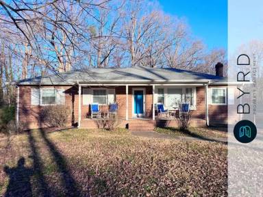 Main picture of 5000 Jessup Rd