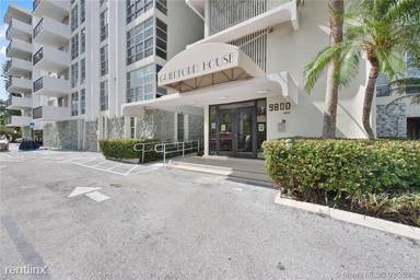 Main picture of 9800 W Bay Harbor Dr