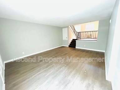 Main picture of 557 Cranberry Way