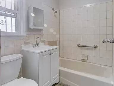 Main picture of 100 Fulton Ave