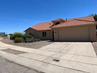 Main picture of 2550 S Perillo Dr
