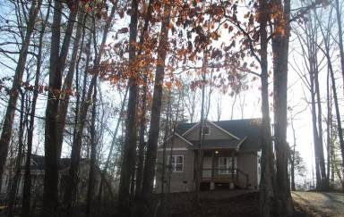 Main picture of 821 Hillsfarm St NE