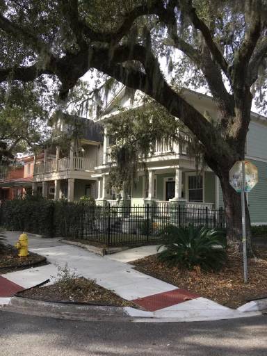 Main picture of 1556 N Laura St