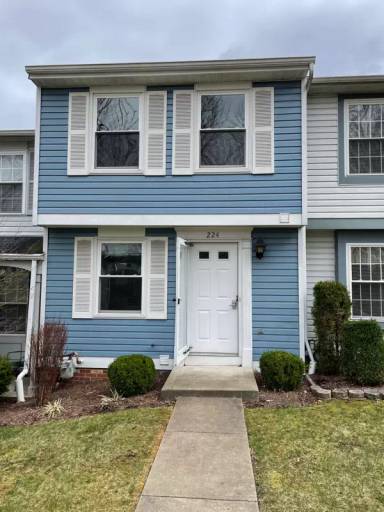 Main picture of 224 Olde Orchard Dr