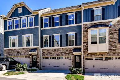 Main picture of 1932 Catkin Ln