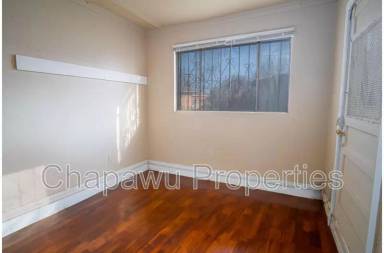 Main picture of 1908 Nolan St