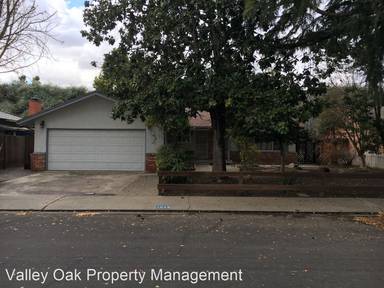 Main picture of 1013 Wolverine Way