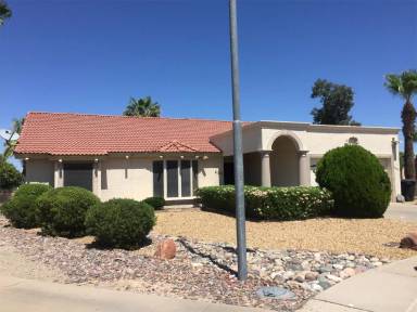 Main picture of 10422 W Royal Palm Rd