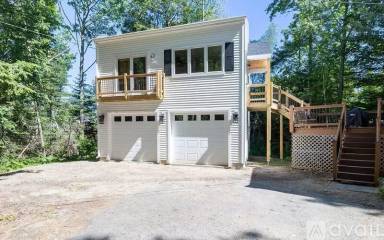 Main picture of 9 Kennedy Dr