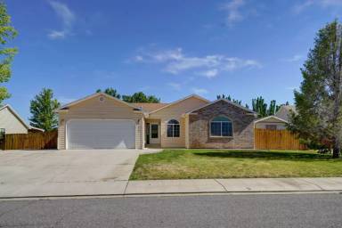 Main picture of 3144 Alec Way