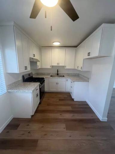 Main picture of 425 N Holliston Ave