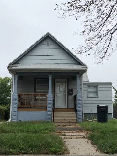 Main picture of 1226 Claremont St