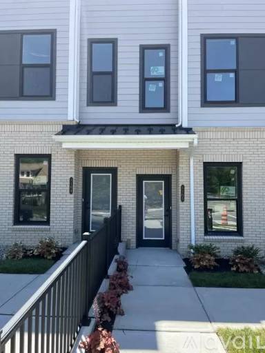 Main picture of 1105 Greenwich Dr
