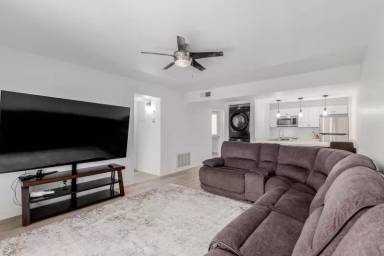 Main picture of Ciento West