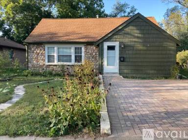 Main picture of 1210 Highland Ave