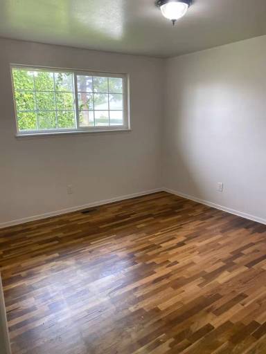 Main picture of 529 Sharon Ave E