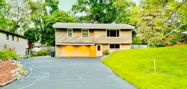 Main picture of 2710 Norwood Ln N