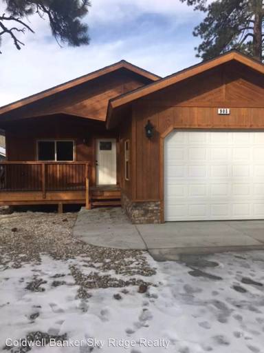 Main picture of 905 W Aeroplane Blvd