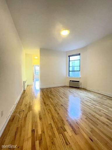 Main picture of 333 E 84th St