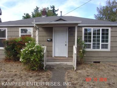Main picture of 2305 NW Fillmore Ave