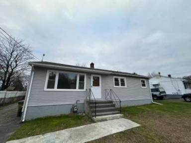 Main picture of 1049 Old Town Rd