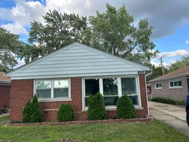 Main picture of 15205 Cottage Grove Ave