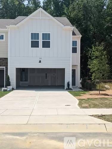 Main picture of 272 Brook Farm Ln