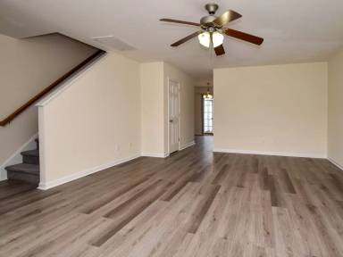 Main picture of 3922 Village Park Ct