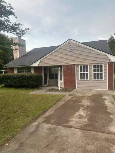 Main picture of 109 Live Oak Cir