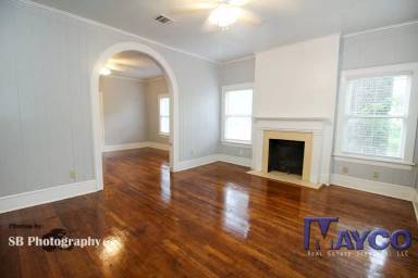 Main picture of 708 Kirby Pl
