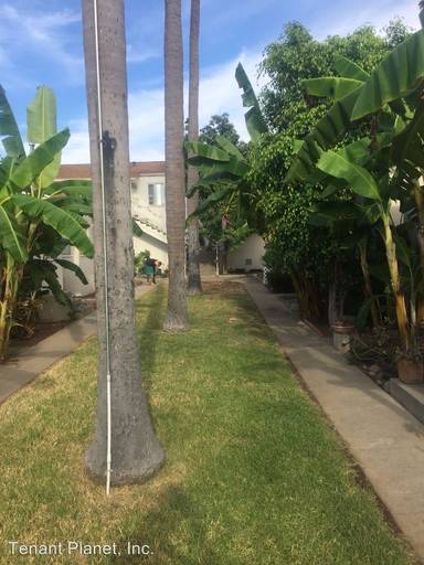 Main picture of 3925 - 3935 Alabama St