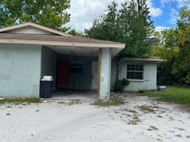 Main picture of 913A 66th Ave W
