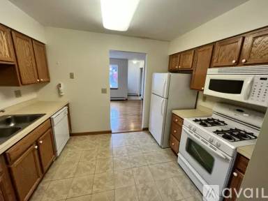 Main picture of 110 Sagamore St