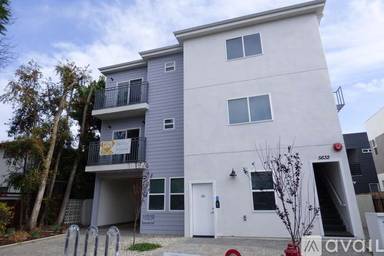 Main picture of 5632 Willowcrest Ave