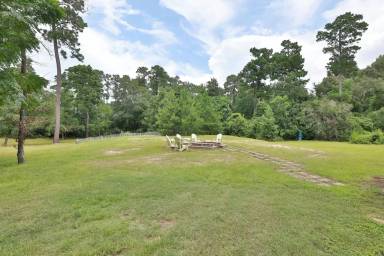 Main picture of 33940 Ansley Rd