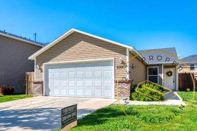 Main picture of 9306 W Lillywood Dr