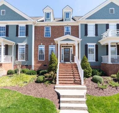 Main picture of 1084 Meeting Pl