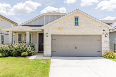 Main picture of 12906 Irvin Path