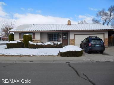 Main picture of 704 Norrie Dr