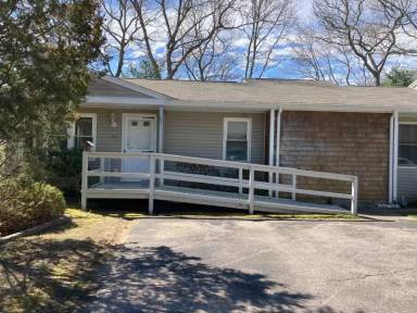 Main picture of 34 W Castle Way