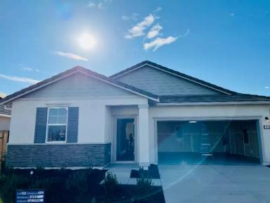 Main picture of 920 Osprey Dr