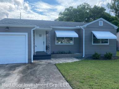 Main picture of 743 Floral Dr