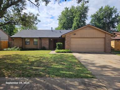 Main picture of 2300 Meridian Dr
