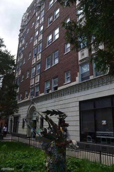 Main picture of 6930,6954,6971,6975 N Greenview Ave Apartments